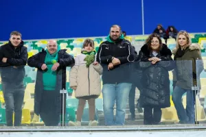 ΑΕΚ-ΑΠΟΕΛ: Τρίποντο...και στο -6 από την Ομόνοια! (φώτος)