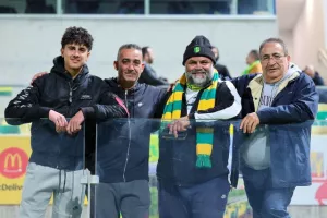 ΑΕΚ-ΑΠΟΕΛ: Τρίποντο...και στο -6 από την Ομόνοια! (φώτος)