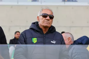 Νέο στραβοπάτημα η ΑΕΚ, πολύτιμος βαθμός για τον Ολυμπιακό!