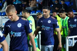 Εθνικός Άχνας -ΑΕΚ: Με δυο γκολ και... τρία δοκάρια ανέβηκε στη 2η θέση!