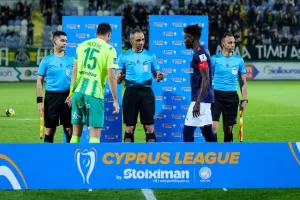 Εθνικός Άχνας -ΑΕΚ: Με δυο γκολ και... τρία δοκάρια ανέβηκε στη 2η θέση!