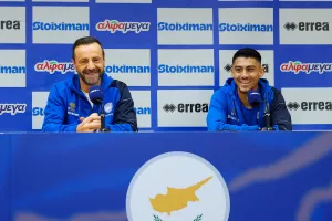 "Θα δοκιμάσουμε νέα πρόσωπα για να βγάλουμε συμπεράσματα"