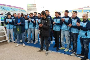 (ΦΩΤΟΣ) Τιμήθηκε η Εθνική Ενόπλων 