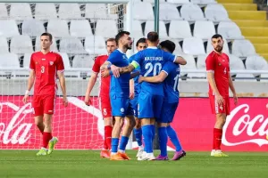 Νικηφόρο το δεύτερο φιλικό με δύο αγωνιστικά πρόσωπα (φώτος)