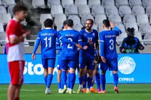 Νικηφόρο το δεύτερο φιλικό με δύο αγωνιστικά πρόσωπα (φώτος)