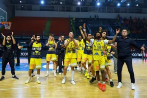Κυριάρχησε στο φινάλε και... έφυγε για τελικό η ΑΕΛ! (Φώτος)