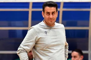 Νίκησε την Ομόνοια και χαϊδεύει τον τίτλο! (Φώτος)