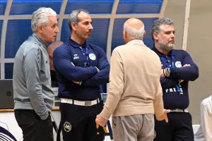 Νίκησε την Ομόνοια και χαϊδεύει τον τίτλο! (Φώτος)