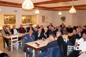 Συζήτηση ΚΟΠ με Σωματεία Β’/ Solidarity, γηπεδικό και άλλα (Φώτος)