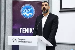 Η Συνέλευση του ΠΑΣΠ (Φώτος)