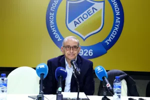 (Φώτος) Το kerkida.net στη Συνέλευση του Σωματείου ΑΠΟΕΛ