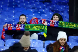 Οι ΑΕΚτζήδες στο "Selhurst Park" (Φώτος)
