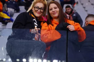 Άρης - ΑΠΟΕΛ: Τα είχε όλα, βάφτηκε... γαλαζοκίτρινο!