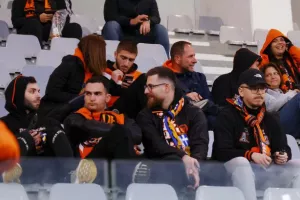 Άρης - ΑΠΟΕΛ: Τα είχε όλα, βάφτηκε... γαλαζοκίτρινο!