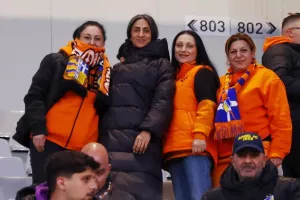 Άρης - ΑΠΟΕΛ: Τα είχε όλα, βάφτηκε... γαλαζοκίτρινο!