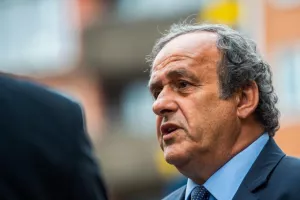 Πλατινί: «Ο Ινφαντίνο είναι θαυμαστής των πλούσιων και ισχυρών»