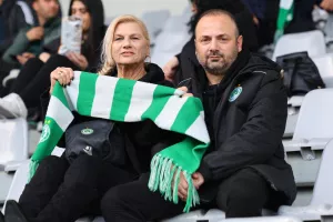 (Φώτος) Ο κόσμος στο "Αλφαμέγα"