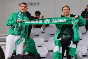 (Φώτος) Ο κόσμος στο "Αλφαμέγα"