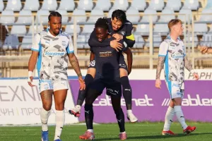 Πάφος FC-Απόλλων: Ντέρμπι...χωρίς νικητή (φώτος)