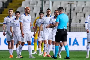 Ούτε εμείς, ούτε αυτός!