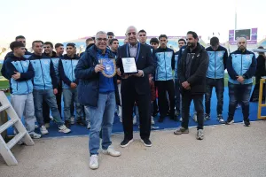 (ΦΩΤΟΣ) Τιμήθηκε η Εθνική Ενόπλων 