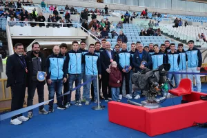 (ΦΩΤΟΣ) Τιμήθηκε η Εθνική Ενόπλων 