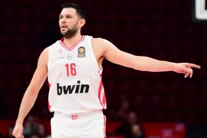 “Δεν μένουν πολλά χρόνια ακόμα στο παρκέ, επομένως κοιτάω να το απολαμβάνω κάθε στιγμή”