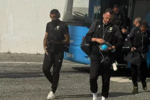 Άφιξη... στο "Στέλιος Κυριακίδης" (Φώτος)
