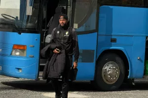 Άφιξη... στο "Στέλιος Κυριακίδης" (Φώτος)