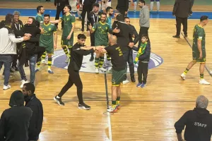 ΚΥΠΕΛΛΟΥΧΟΣ η ΑΕΚ με... buzzer beater στην παράταση! (Φώτος)