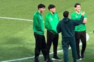 Όμορφες εικόνες - Αγκαλιές... οι πρώην συμπαίκτες! (Φώτος Kerkida)