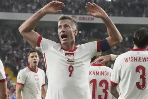 Αντιπροσωπεία της Γιουβεντους στο Πολωνία - Αλβανία, για χάρη του Λεβαντόβσκι