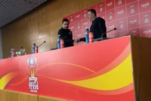 Ττόκκα! (Απόλλων ή ΑΠΟΕΛ)