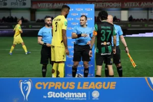 Βήμα παραμονής με... buzzer beater! (Φώτος)