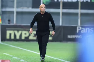 ΕΠΙΣΗΜΑ παρελθόν ο Κωστή