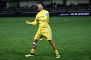 Βήμα παραμονής με... buzzer beater! (Φώτος)