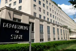 Σε «κόκκινο συναγερμό» η Κύπρος: Το Στέιτ Ντιπάρτμεντ αποσύρει το μη απαραίτητο προσωπικό του