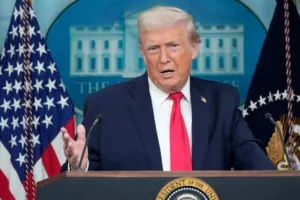 Τραμπ: Δεν γνώριζα για το ισραηλινό πλήγμα στο South Pars - Δεν θα γίνουν άλλες επιθέσεις από το Ισραήλ