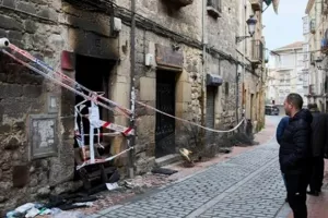 3 νεκροί και 4 τραυματίες μετά από πυρκαγιά σε κτίριο στην πόλη Μιράντα ντε Έμπρο