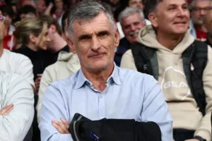 Ευχές στον Μεντιλίμπαρ για τα γενέθλιά του