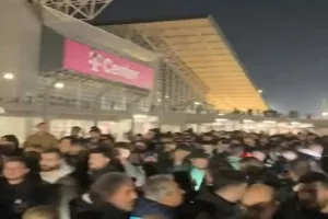 Συνωστισμός στο Telekom Center Athens πριν το Παναθηναϊκός – Ζάλγκιρις