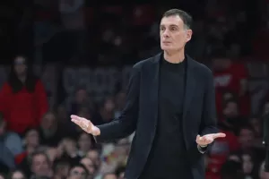Μπαρτζώκας: «Επιθετικά ήμασταν σε εκπληκτική κατάσταση»