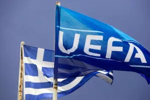 Ονειρική βραδιά για το ελληνικό ποδόσφαιρο και μια ανάσα από τη 10η Τσεχία!