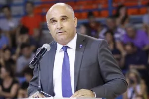Ανόρθωση για Λούη