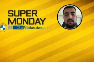 Mοιράζει... βραβεία ο Φώτης! (ΒΙΝΤΕΟ)