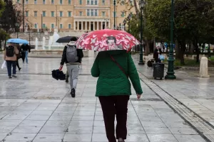 Μήνυμα 112 στην Αττική για την κακοκαιρία Erminio - «Περιορίστε τις μετακινήσεις μέχρι τα μεσάνυχτα»
