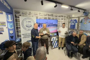 Ξεχωριστή βραδιά...Απόλλων (Φώτος)