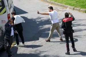 Επίθεση με νεκρούς στο προξενείο του Ισραήλ στην Κωνσταντινούπολη