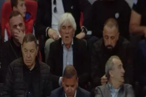 Ιβάν/Κόντης (ΑΠΟΕΛ)