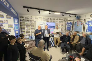 Ξεχωριστή βραδιά...Απόλλων (Φώτος)